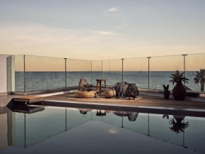 Oceanis Luxury Suites